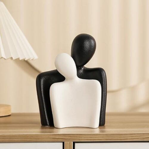 DEAMACE Ceramic Couple Statue | Modern Hugging Lovers Figurine for Romantic Home Décor