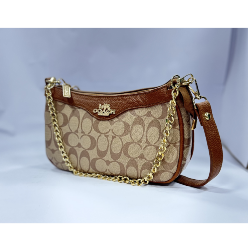 Coach Elegant Shoulder Bag - 14×24 cm